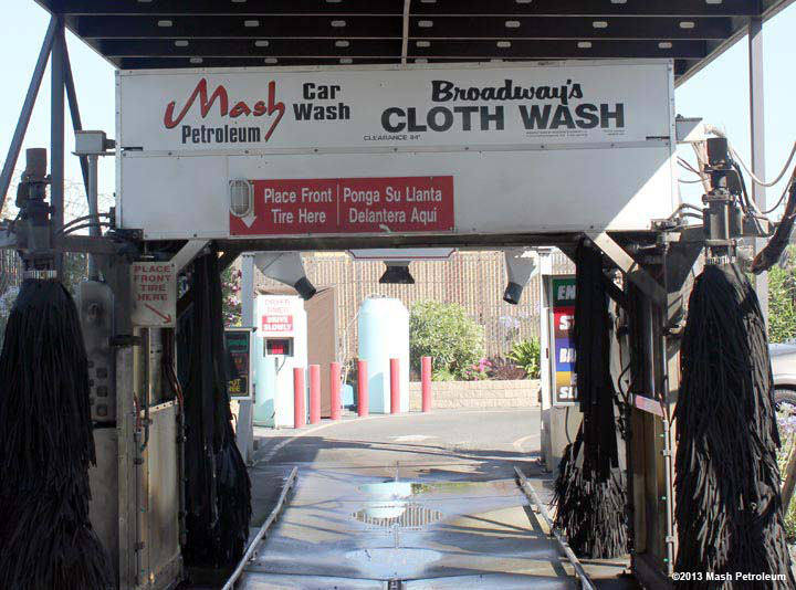 Car wash on High Street, Oakland CA